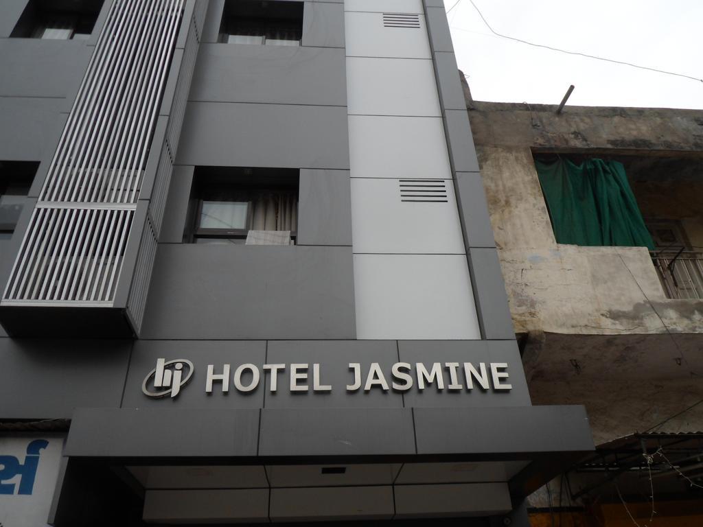 Hotel Jasmine アーメダバード エクステリア 写真